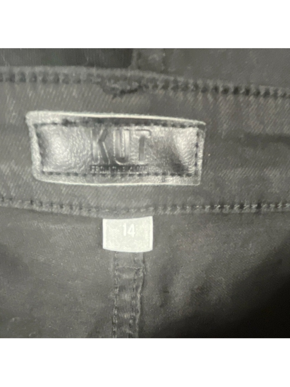 KUT from the Kloth Black Denim Raw Hem Shorts Size 14 - Picture 3 of 5